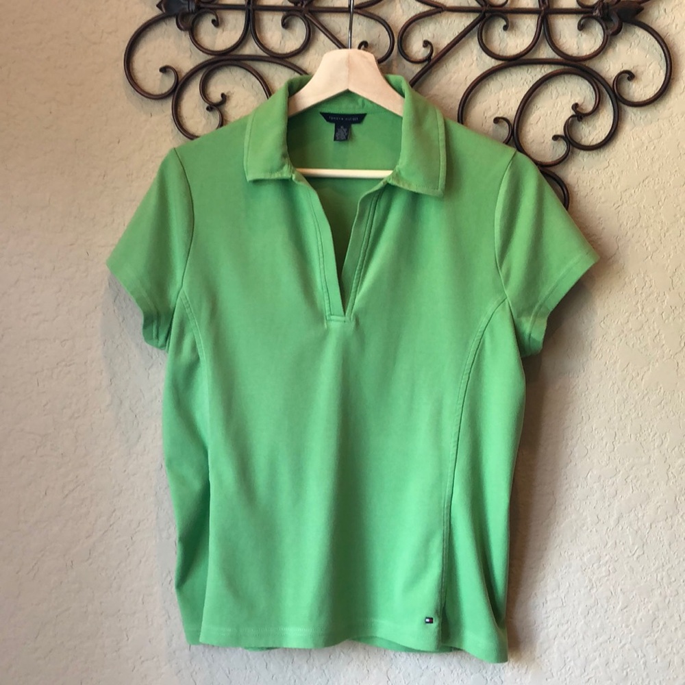Ladies XL Tommy Hilfiger V-Neck T-Shirt Green $10